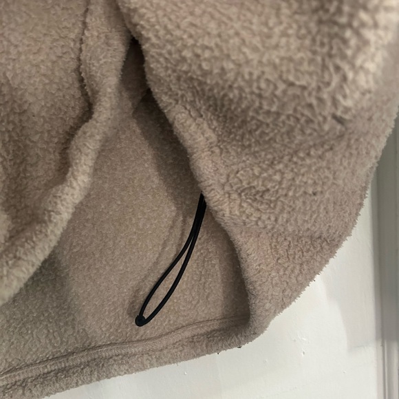 Everlane Renew Fleece Half-Zip Pullover - Oatmeal - Picture 8 of 8